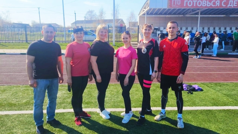 Староивановская спортивная команда. Староивановская спортивная команда.